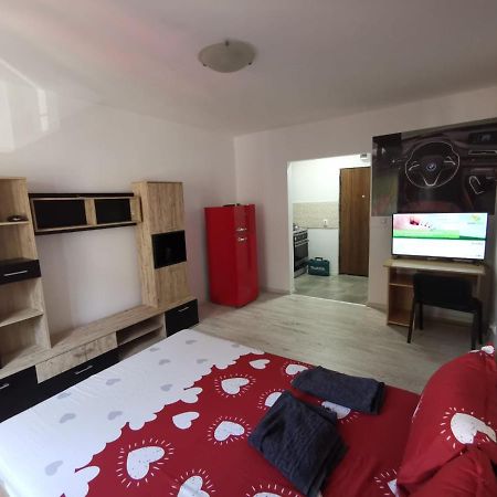 Apartmán Bmw Studio Bukurešť Exteriér fotografie